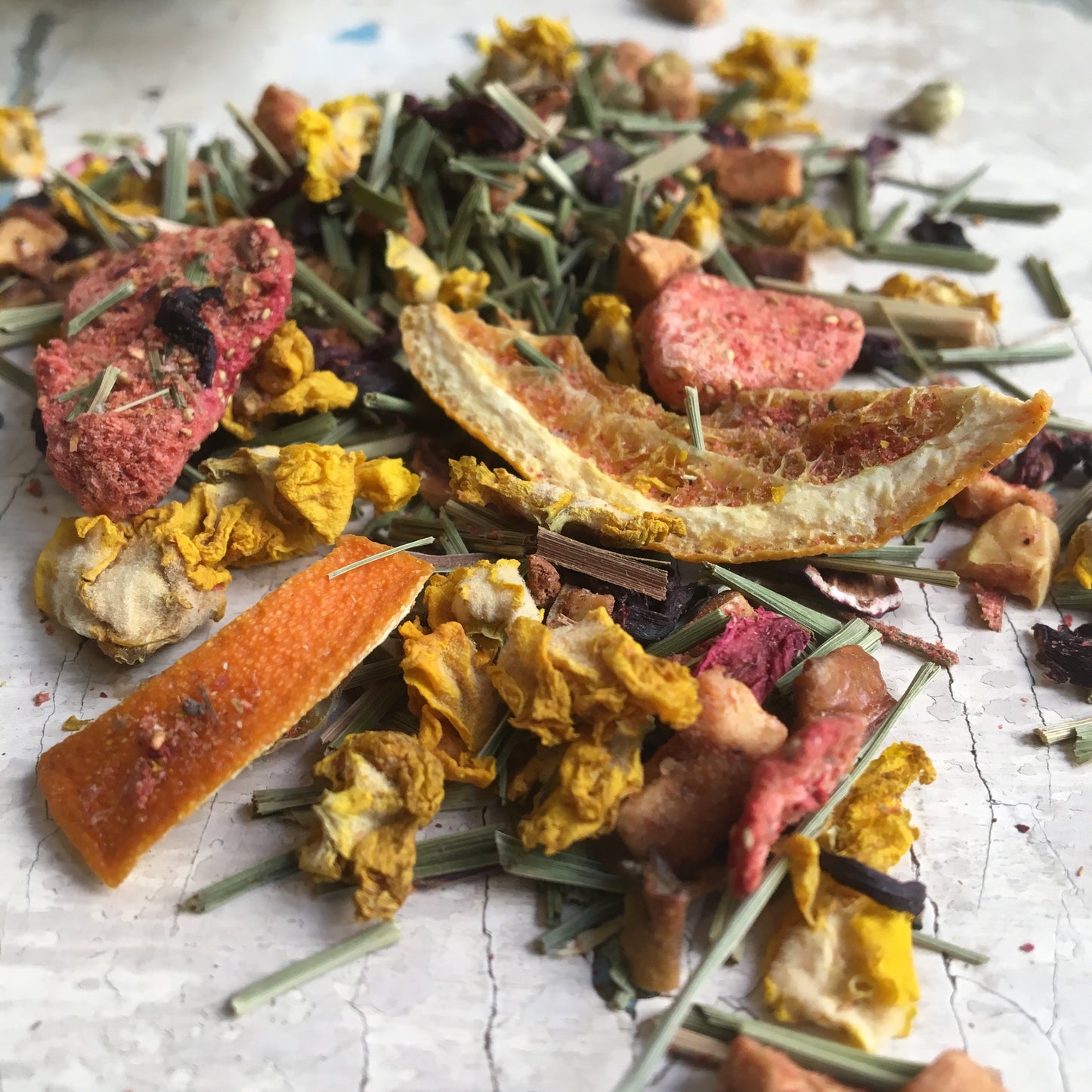 Napar z trawy cytrynowej, pomarańczy i truskawek - 50g